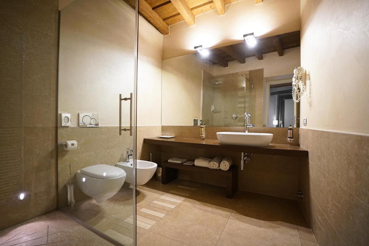 Il Portico - 1711 Luxury Guest House Arlate Exterior foto