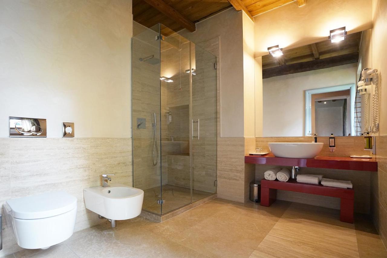 Il Portico - 1711 Luxury Guest House Arlate Exterior foto