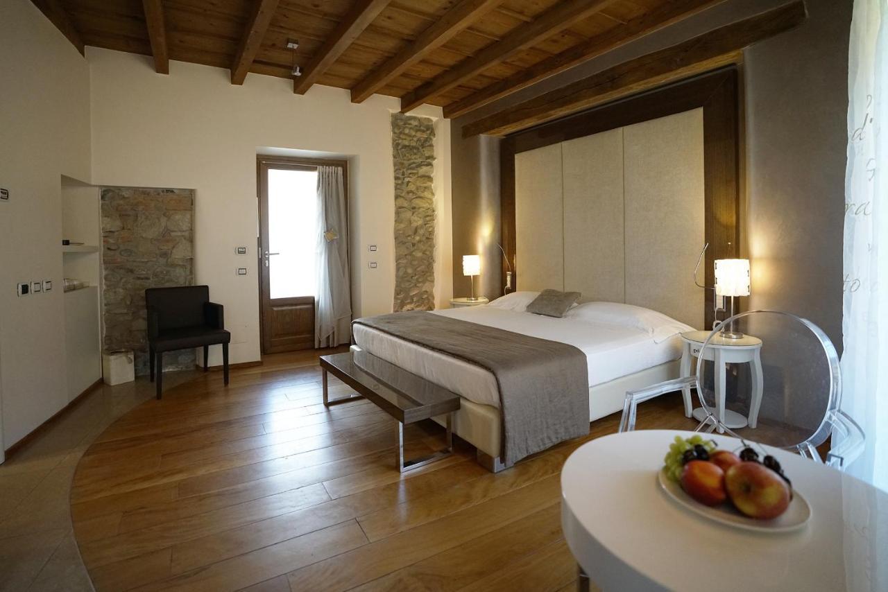 Il Portico - 1711 Luxury Guest House Arlate Exterior foto