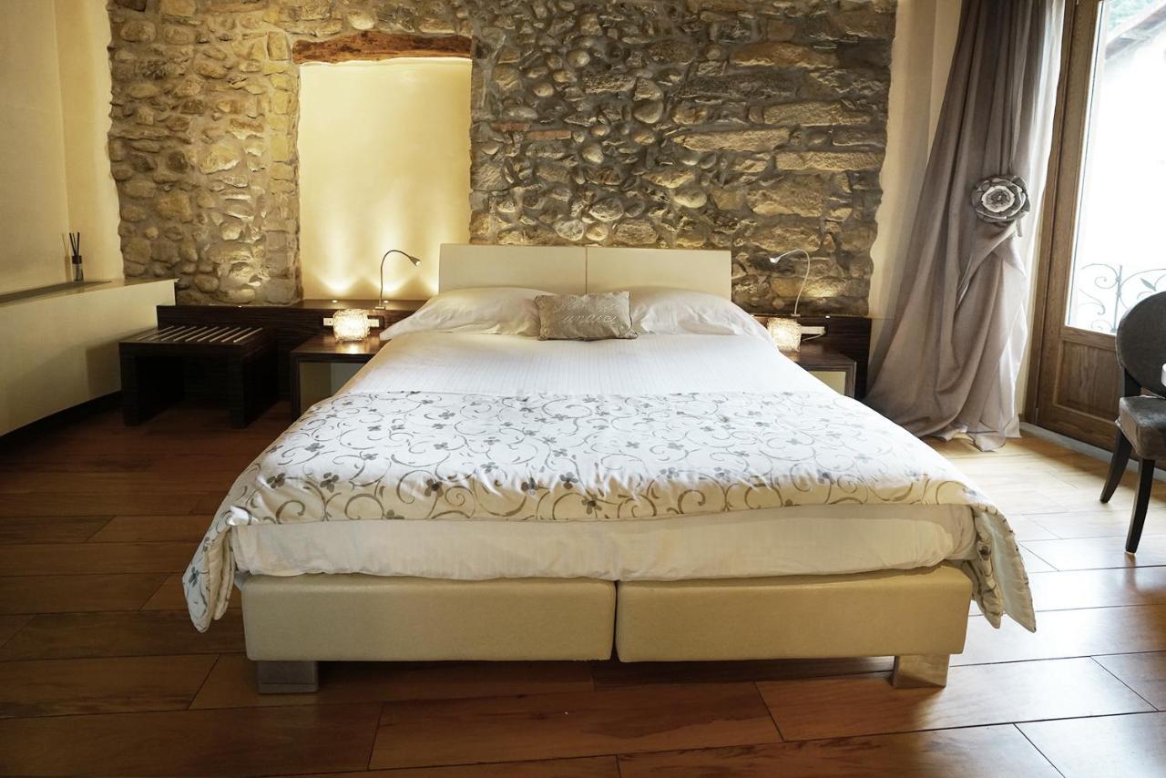 Il Portico - 1711 Luxury Guest House Arlate Exterior foto