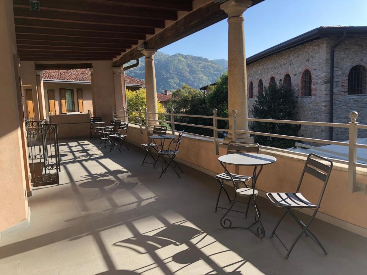 Il Portico - 1711 Luxury Guest House Arlate Exterior foto